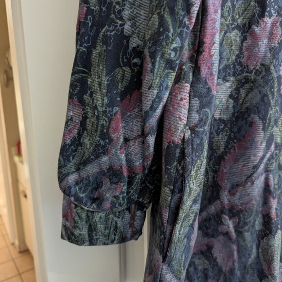 Soft Surroundings Tunic Top - XL - Round Collar - Picture 4 of 4